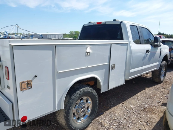 2022 Ford F-250 XL with VIN 1FD7X2B65NEC90975, listed as a IAAI auction lot 42009451 with 108,709 mi miles and . Bid and sale history available at DreamBid. Image 13.