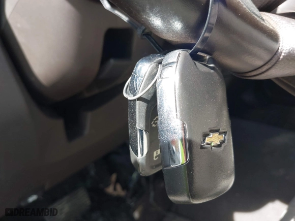 2019 Chevrolet Silverado 1500 LT with VIN 1GCPYDEKXKZ394243, listed as a IAAI auction lot 41821628 with 1 mi miles. Bid and sale history available at carsss.com. Image 11.