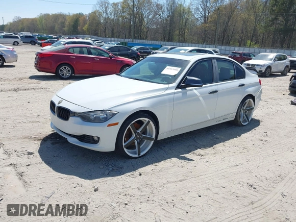2014 BMW 3 Series 328i z VIN WBA3A5G52ENP33067, wystawiony jako IAAI lot #41907600 z przebiegiem 125 073 mil mil oraz . Historia ofert i sprzedaży dostępna na DreamBid. Obrazek 2.