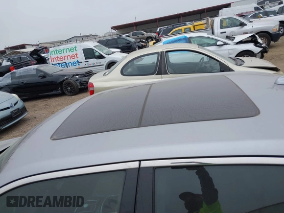 2015 Chrysler 300 C with VIN 2C3CCAEG0FH779540, listed as a IAAI auction lot 41542982 with 211,348 mi miles and . Bid and sale history available at carsss.com. Image 21.