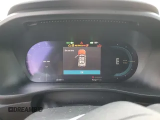 2021 Volvo XC40 z VIN YV4ED3UR2M2567418, wystawiony jako Copart lot #54073465 z przebiegiem 20 221 mil mil oraz Szkoda całkowita • Salvage title. Historia ofert i sprzedaży dostępna na DreamBid. Obrazek 9.