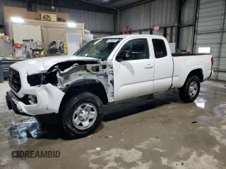 2017 Toyota Tacoma SR z VIN 5TFSX5EN4HX049906, wystawiony jako Copart lot #47266475 z przebiegiem 117 976 mil mil oraz Szkoda całkowita • Salvage title. Historia ofert i sprzedaży dostępna na DreamBid. Obrazek 1.