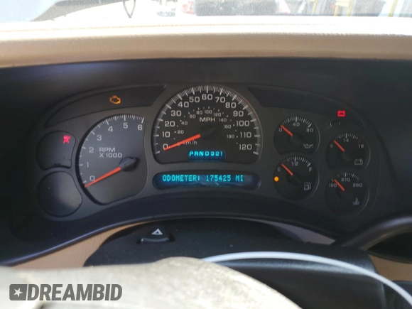 2003 Chevrolet Silverado 1500 with VIN 1GCEC14V63Z135024, listed as a Copart auction lot 73951784 with 175,425 mi miles and Salvage Title. Bid and sale history available at carsss.com. Image 9.