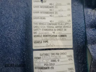 2003 GMC Savana Commercial C6Y with VIN 1GDHG39U131226371, listed as a Copart auction lot 44117455 with 125,671 mi miles and Salvage Title. Bid and sale history available at carsss.com. Image 15.