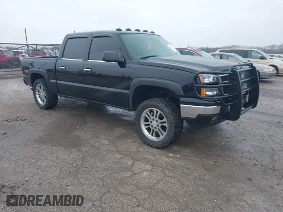 2006 Chevrolet Silverado 1500 LT1 with VIN 2GCEK13Z261356091, listed as a IAAI auction lot 41734558 with 247,209 mi miles. Bid and sale history available at carsss.com. Image 1.