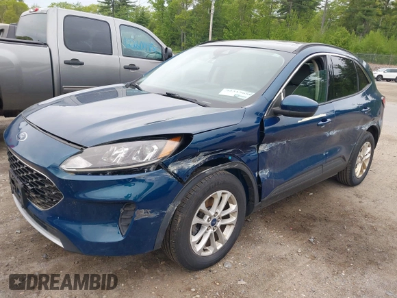 2020 Ford Escape SE z VIN 1FMCU9G66LUC32126, wystawiony jako IAAI lot #42313650 z przebiegiem 104 550 mil mil oraz . Historia ofert i sprzedaży dostępna na DreamBid. Obrazek 2.