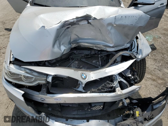2018 BMW 3 Series 330i xDrive with VIN WBA8D9G55JNU71141, listed as a Copart auction lot 58625265 with 41,648 mi miles and Non repairable. Bid and sale history available at DreamBid. Image 11.