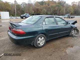 1998 Honda Accord EX z VIN 1HGCG1650WA008816, wystawiony jako Copart lot #84199724 z przebiegiem 150 848 mil mil oraz Szkoda całkowita • Salvage title. Historia ofert i sprzedaży dostępna na DreamBid. Obrazek 3.
