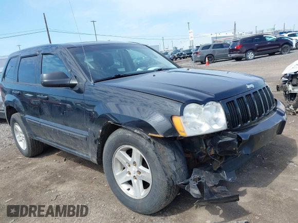 2008 Jeep Grand Cherokee Laredo with VIN 1J8GR48K48C119836, listed as a IAAI auction lot 42114083 with 129,352 mi miles. Bid and sale history available at carsss.com. Image 1.