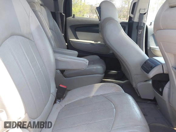 2011 GMC Acadia SLT2 with VIN 1GKKVSED4BJ222768, listed as a IAAI auction lot 41908772 with 183,280 mi miles. Bid and sale history available at carsss.com. Image 8.