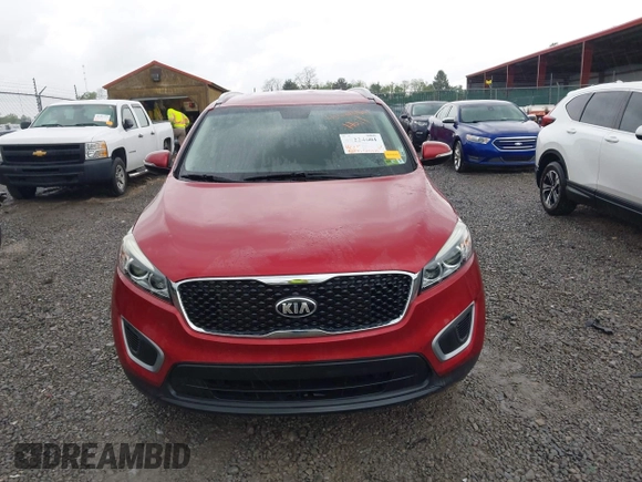 2017 Kia Sorento LX z VIN 5XYPGDA30HG314280, wystawiony jako IAAI lot #42224601 z przebiegiem 51 875 mil mil oraz . Historia ofert i sprzedaży dostępna na DreamBid. Obrazek 12.