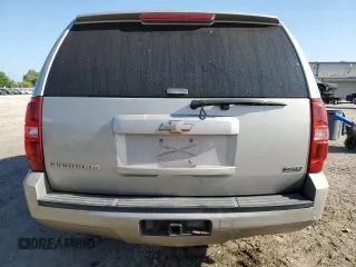 2008 Chevrolet Suburban 2LT with VIN 3GNFC16048G242593, listed as a Copart auction lot 52444085 with 205,159 mi miles and Salvage title. Bid and sale history available at DreamBid. Image 6.