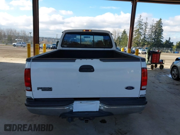 2000 Ford F-250 XL with VIN 1FTNX21F4YEC30722, listed as a IAAI auction lot 41409384 with 310,516 mi miles and . Bid and sale history available at DreamBid. Image 16.