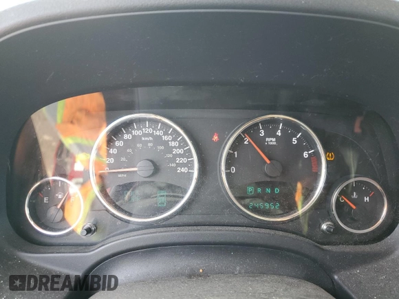 2010 Jeep Patriot Limited with VIN 1J4NF4GBXAD658402, listed as a Copart auction lot 48904985 with 245,952 mi miles and Clean Title. Bid and sale history available at carsss.com. Image 9.