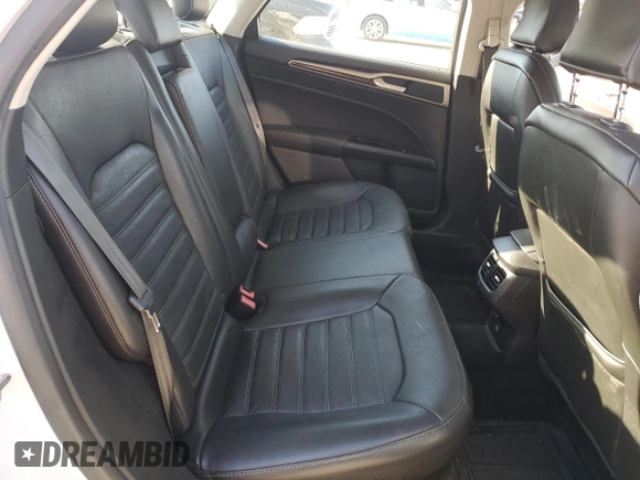 2015 Ford Fusion SE with VIN 1FA6P0HD0F5119052, listed as a Copart auction lot 47680735 with 122,295 mi miles and Clean Title. Bid and sale history available at DreamBid. Image 10.