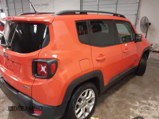 2017 Jeep Renegade Altitude с VIN ZACCJABB7HPE63399, выставлен на аукционе IAAI как лот 41635030 с пробегом 90 184 миль миль и . История ставок и продаж доступна на DreamBid. Изображение 4.
