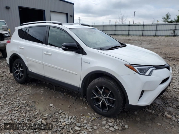 2017 Toyota RAV4 SE with VIN JTMJJREV4HD103677, listed as a Copart auction lot 62130795 with 179,588 mi miles and Clean title. Bid and sale history available at DreamBid. Image 4.