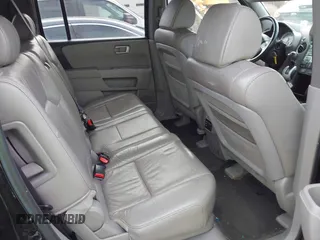 2011 Honda Pilot EX-L with VIN 5FNYF3H69BB043509, listed as a IAAI auction lot 41127719 with 241,167 mi miles and . Bid and sale history available at DreamBid. Image 8.