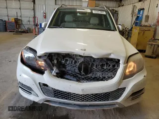 2015 Mercedes-Benz GLK with VIN WDCGG5HB1FG415402, listed as a Copart auction lot 52597865 with 261,299 mi miles and Salvage Title. Bid and sale history available at carsss.com. Image 5.