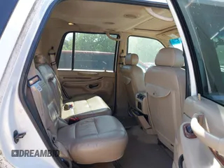 2001 Lincoln Navigator with VIN 5LMFU28A41LJ05964, listed as a IAAI auction lot 42266923 with 209,426 mi miles and . Bid and sale history available at DreamBid. Image 8.