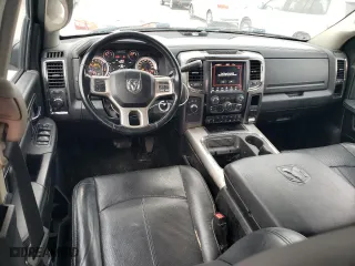 2018 Ram 2500 Laramie with VIN 3C6UR5FL8JG211232, listed as a Copart auction lot 48250315 with 201,460 mi miles and Salvage Title. Bid and sale history available at carsss.com. Image 8.