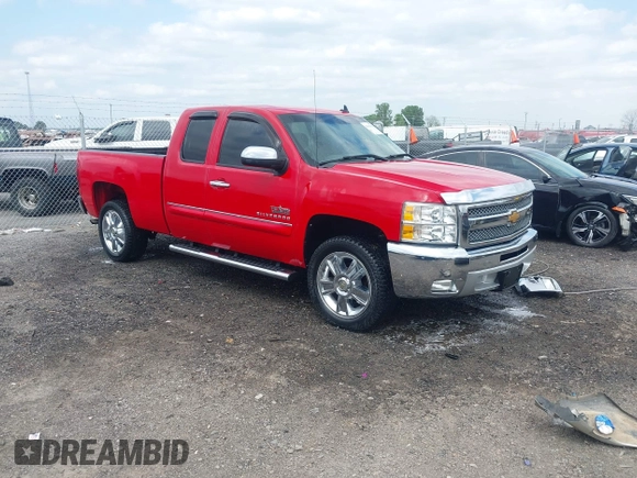 2012 Chevrolet Silverado 1500 LT with VIN 1GCRCSE09CZ131494, listed as a IAAI auction lot 42043422 with 124,162 mi miles. Bid and sale history available at carsss.com. Image 1.