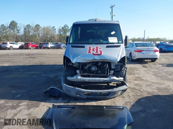 2012 Mercedes-Benz Sprinter Passenger with VIN WDZPE7CC6C5625069, listed as a IAAI auction lot 41922635 with 102,975 mi miles. Bid and sale history available at carsss.com. Image 13.