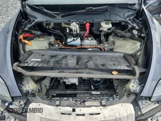 2024 Tesla Model Y Long Range with VIN 7SAYGDEE9RA255688, listed as a Copart auction lot 58918665 with 21,302 mi miles and Salvage title. Bid and sale history available at DreamBid. Image 12.