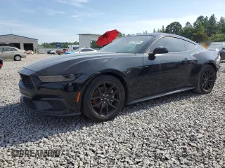 2024 Ford Mustang EcoBoost z VIN 1FA6P8TH4R5111937, wystawiony jako Copart lot #62554695 z przebiegiem 19 033 mil mil oraz Szkoda całkowita • Salvage title. Historia ofert i sprzedaży dostępna na DreamBid. Obrazek 1.