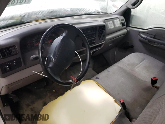 2000 Ford Super Duty F-250 XL with VIN 1FTNF20L9YEB81706, listed as a Copart auction lot 78789464 with 148,695 mi miles and Salvage Title. Bid and sale history available at carsss.com. Image 8.