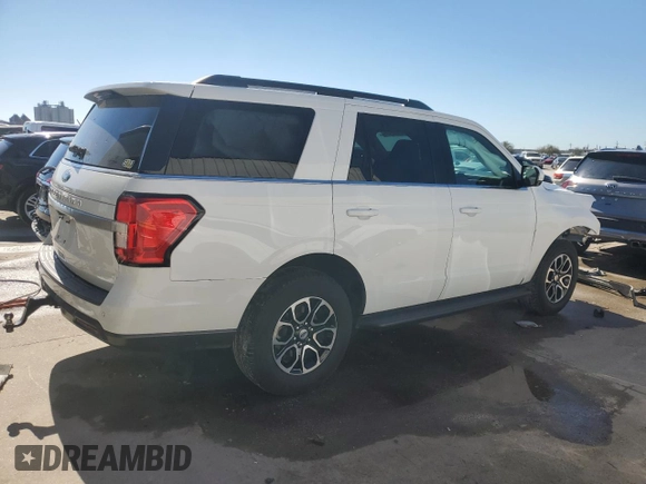 2022 Ford Expedition XLT with VIN 1FMJU1JT4NEA57220, listed as a Copart auction lot 46692975 with 66,921 mi miles and Salvage Title. Bid and sale history available at carsss.com. Image 3.