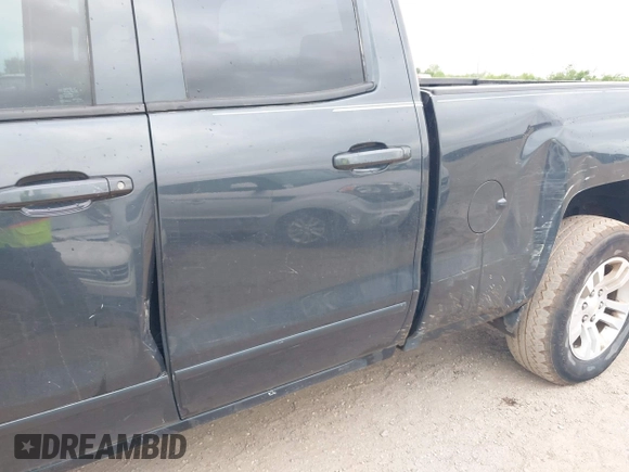 2018 Chevrolet Silverado 1500 LT with VIN 1GCRCREC9JZ105218, listed as a IAAI auction lot 40778682 with 124,621 mi miles and . Bid and sale history available at DreamBid. Image 6.