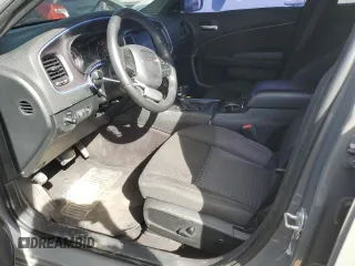 2018 Dodge Charger R/T z VIN 2C3CDXCT2JH337075, wystawiony jako Copart lot #43045115 z przebiegiem 99 284 mil mil oraz Nie do naprawy • Non repairable. Historia ofert i sprzedaży dostępna na DreamBid. Obrazek 7.