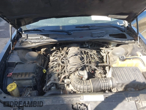 2005 Chrysler 300 with VIN 2C3AA63H65H145122, listed as a IAAI auction lot 41847043 with 237,757 mi miles. Bid and sale history available at carsss.com. Image 10.