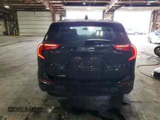 2021 GMC Terrain SLE z VIN 3GKALTEV7ML360767, wystawiony jako Copart lot #55701895 z przebiegiem 46 500 mil mil oraz Szkoda całkowita • Salvage title. Historia ofert i sprzedaży dostępna na DreamBid. Obrazek 6.