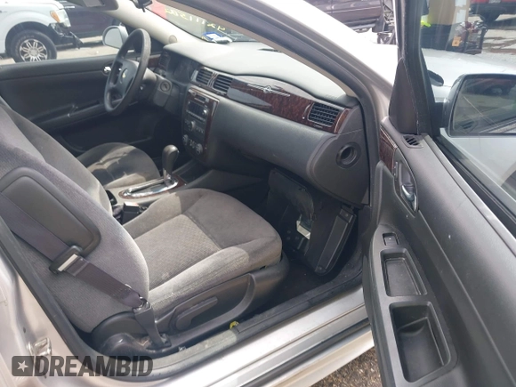2016 Chevrolet Impala LT with VIN 2G1WB5E38G1143743, listed as a IAAI auction lot 42111582 with 204,462 mi miles and . Bid and sale history available at DreamBid. Image 5.