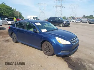 2011 Subaru Legacy Premium Power Moon z VIN 4S3BMBG68B3227750, wystawiony jako IAAI lot #42863307 z przebiegiem 184 270 mil mil oraz . Historia ofert i sprzedaży dostępna na DreamBid. Obrazek 1.