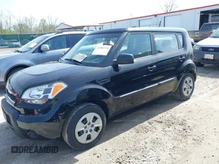 2011 Kia Soul with VIN KNDJT2A11B7231398, listed as a IAAI auction lot 42081734 with 107,077 mi miles and . Bid and sale history available at DreamBid. Image 17.