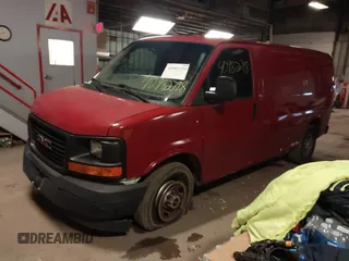 2017 GMC Savana Cargo Van with VIN 1GTW7AFF8H1112249, listed as a IAAI auction lot 40982298 with 105,228 mi miles. Bid and sale history available at carsss.com. Image 2.
