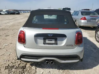 2022 MINI Convertible Cooper S с VIN WMW43DL00N3N52368, выставлен на аукционе Copart как лот 45111325 с пробегом 31 988 миль миль и Списание • Salvage title. История ставок и продаж доступна на DreamBid. Изображение 6.