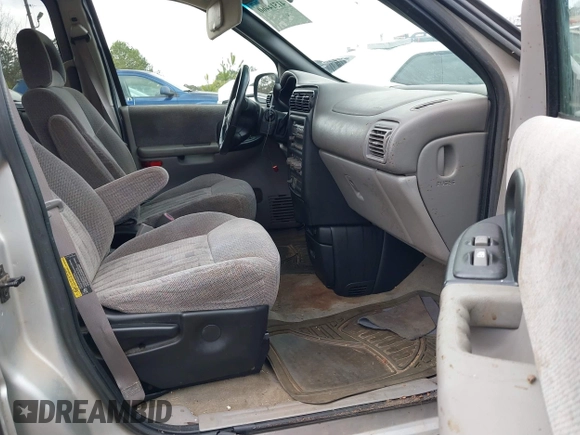 2002 Pontiac Montana with VIN 1GMDX03E92D261204, listed as a IAAI auction lot 41514460 with 175,551 mi miles and . Bid and sale history available at DreamBid. Image 5.
