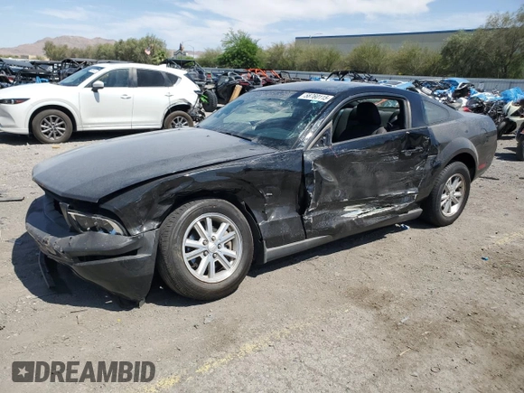 2008 Ford Mustang Deluxe with VIN 1ZVHT80N585161640, listed as a Copart auction lot 58760115 with 137,333 mi miles and Salvage title. Bid and sale history available at DreamBid. Image 1.