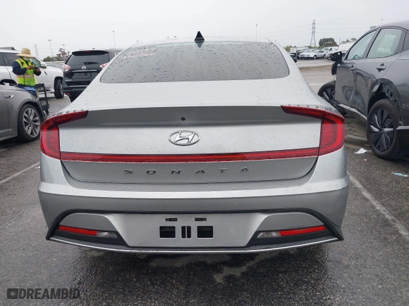 2020 Hyundai Sonata SE with VIN 5NPEG4JA7LH012153, listed as a IAAI auction lot 41748512 with 59,206 mi miles. Bid and sale history available at carsss.com. Image 16.