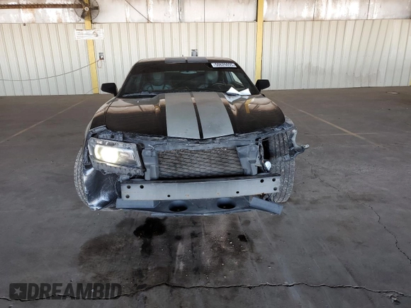 2014 Chevrolet Camaro LT z VIN 2G1FC1E35E9324870, wystawiony jako Copart lot #50626095 z przebiegiem 145 880 mil mil oraz Szkoda całkowita • Salvage title. Historia ofert i sprzedaży dostępna na DreamBid. Obrazek 5.