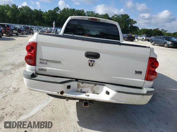 2006 Dodge Dakota SLT with VIN 1D7HE48N46S605282, listed as a Copart auction lot 52635085 with 275,039 mi miles and Salvage Title. Bid and sale history available at DreamBid. Image 6.