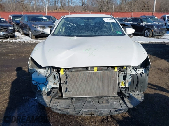 2015 Mazda 6 i Sport with VIN JM1GJ1U64F1171840, listed as a IAAI auction lot 41410088 with 129,691 mi miles and . Bid and sale history available at DreamBid. Image 13.