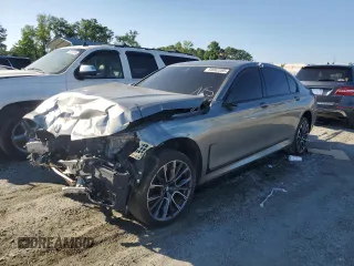 2021 BMW 7 Series 740i z VIN WBA7T2C08MCG07068, wystawiony jako Copart lot #58062205 z przebiegiem 37 121 mil mil oraz Czysty tytuł • Clean title. Historia ofert i sprzedaży dostępna na DreamBid. Obrazek 1.