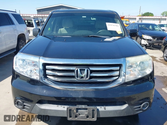 2015 Honda Pilot LX with VIN 5FNYF3H29FB016474, listed as a IAAI auction lot 41976782 with 200,692 mi miles and . Bid and sale history available at carsss.com. Image 12.