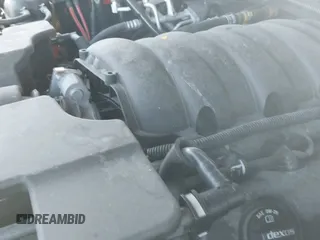 2019 Chevrolet Suburban LS z VIN 1GNSCGKC5KR334370, wystawiony jako IAAI lot #42369520 z przebiegiem 33 857 mil mil oraz . Historia ofert i sprzedaży dostępna na DreamBid. Obrazek 20.