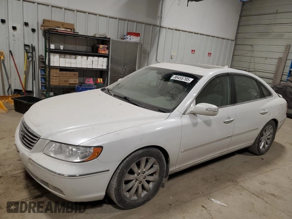 2009 Hyundai Azera Limited z VIN KMHFC46F09A372929, wystawiony jako Copart lot #88455705 z przebiegiem 111 222 mil mil oraz Szkoda całkowita • Salvage title. Historia ofert i sprzedaży dostępna na DreamBid. Obrazek 1.